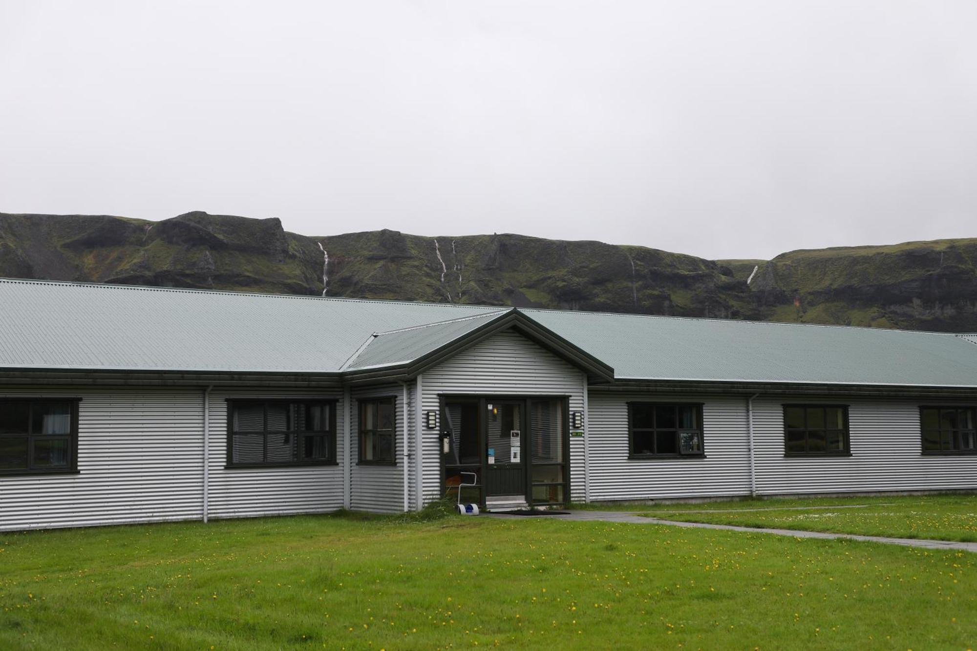 Adventure Hotel Geirland Kirkjubaejarklaustur Exterior photo